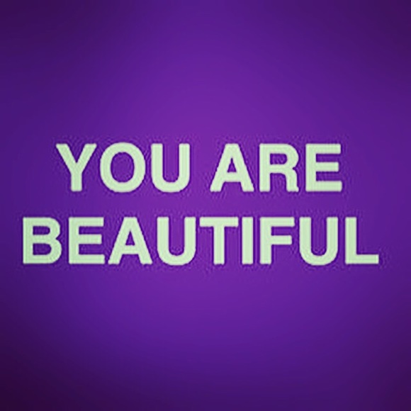 I'm Lyzi-your personal sartorial psychic🔮 - Picture 1 of 1